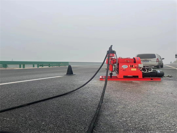 湘西马路路基路面开裂下沉注浆加固灌浆